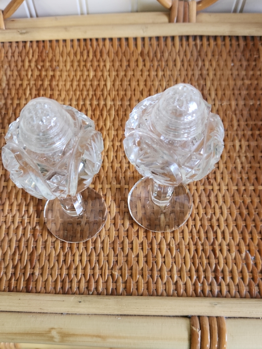 Pinwheel Pattern Salt & Pepper Set - Picture 2 of 3